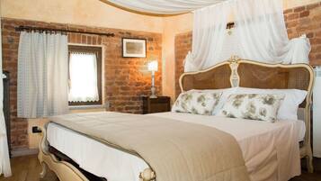 Comfort Double Room, 1 Double Bed (Lavanda) | Premium bedding, minibar, in-room safe, desk