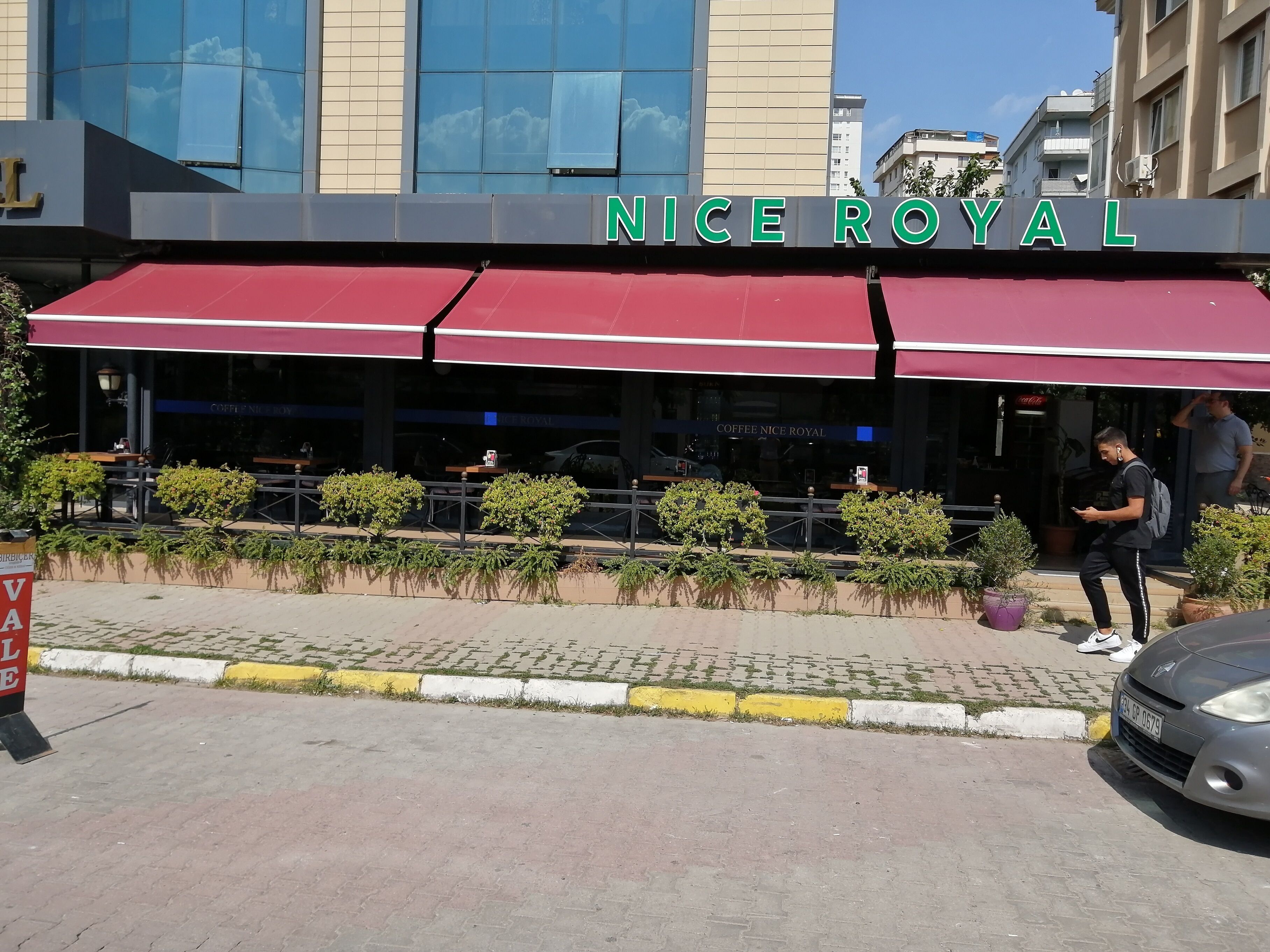 Photo - Nice Royal