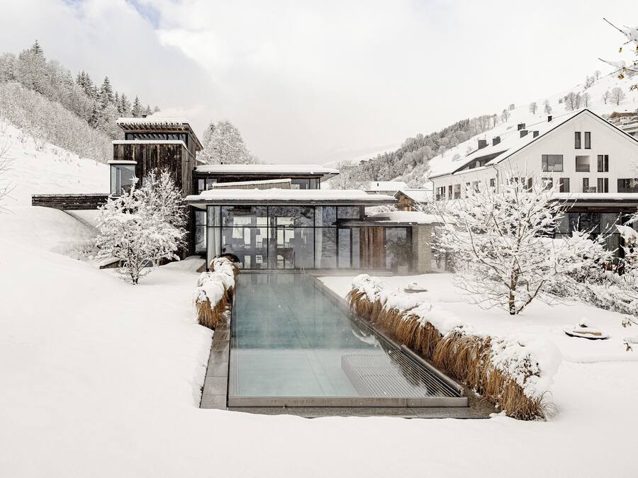 Indoor pool, outdoor pool