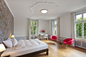 Deluxe Double Room | Individually decorated, desk, soundproofing, free WiFi - Boutique-Hotel Auberge Langenthal (Langenthal)