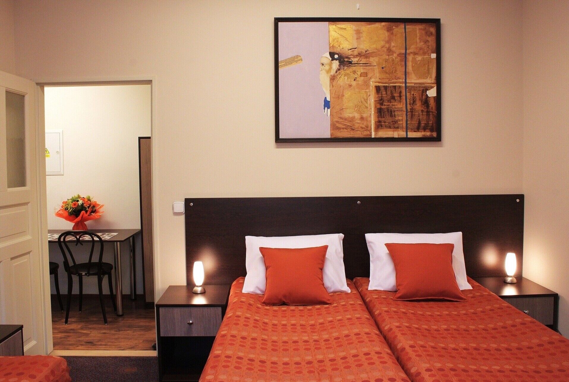 Hypo-allergenic bedding, Tempur-Pedic beds, in-room safe, desk