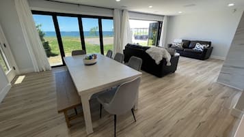 Luxe villa | Gratis wifi, beddengoed