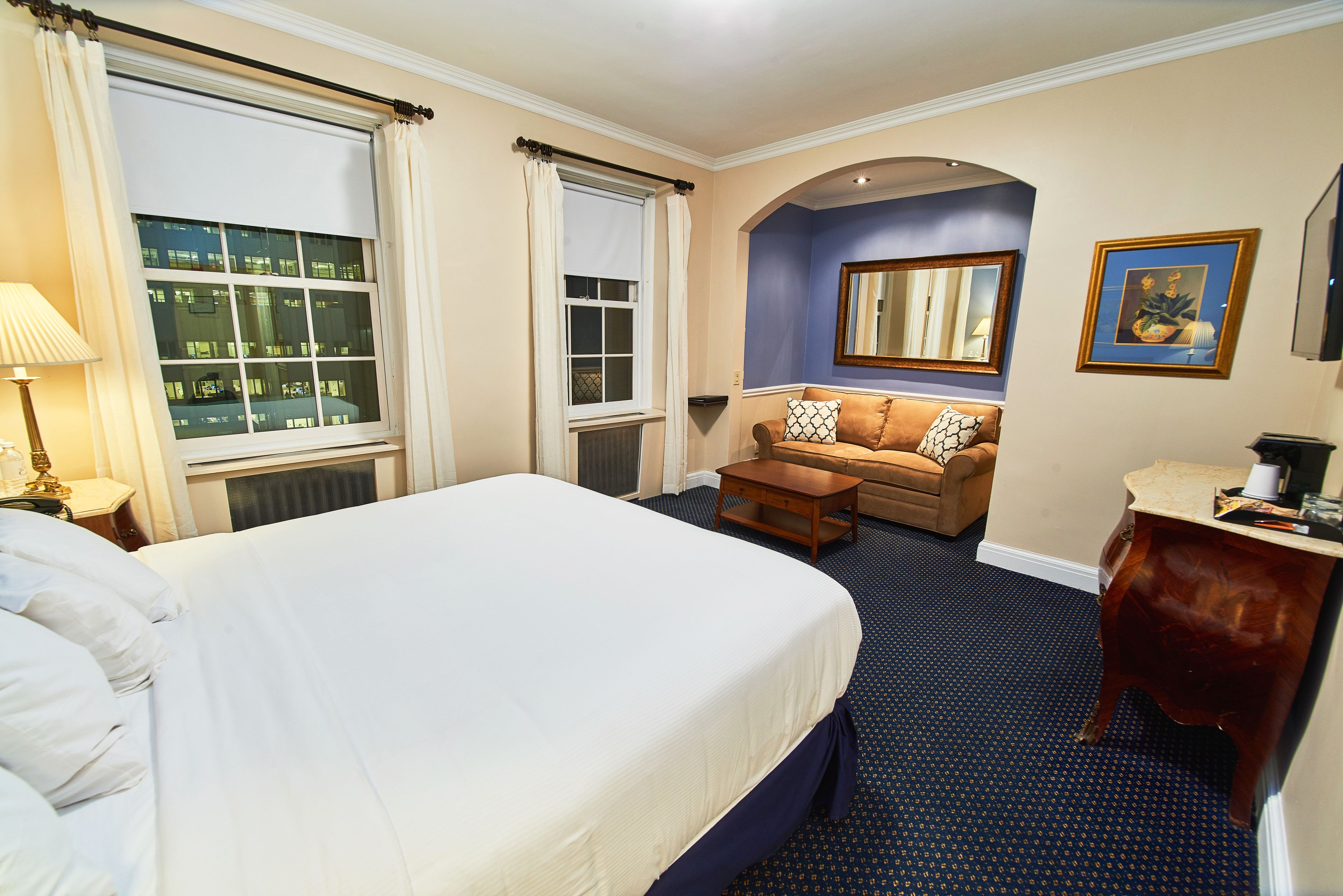 superior suite | hypo-allergenic bedding, in-room safe, desk, iron/ironing board