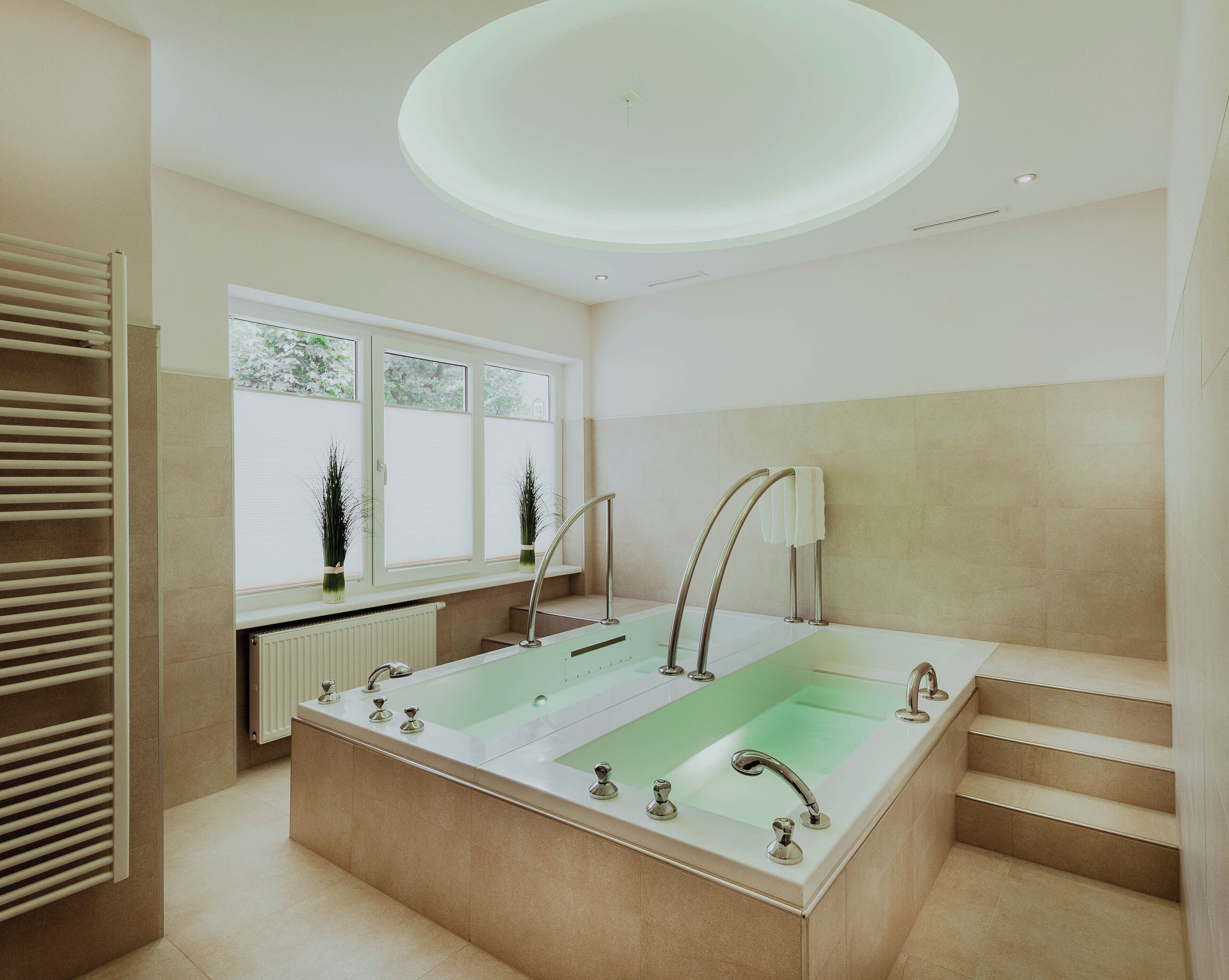 Steam room, body treatments, massage/treatment rooms