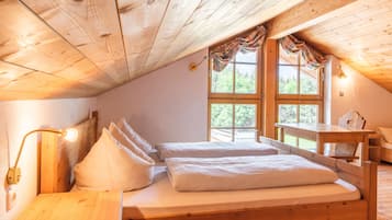 Family Loft, 2 Bedrooms, Balcony, Mountain View
