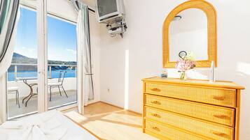 Double Room, Balcony, Sea View | Blackout drapes, bed sheets