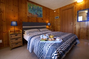 Wi-fi (inkludert) og sengetøy