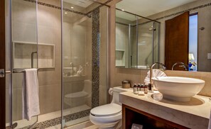 Appartement Penthouse Prestige, 1 chambre, terrasse, vue sur le complexe (Mi Cielo) | Lavabo de la salle de bain