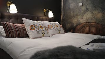 Quarto casal ou duplo clássico (with Window) | Individualmente decorados, individualmente mobiliados