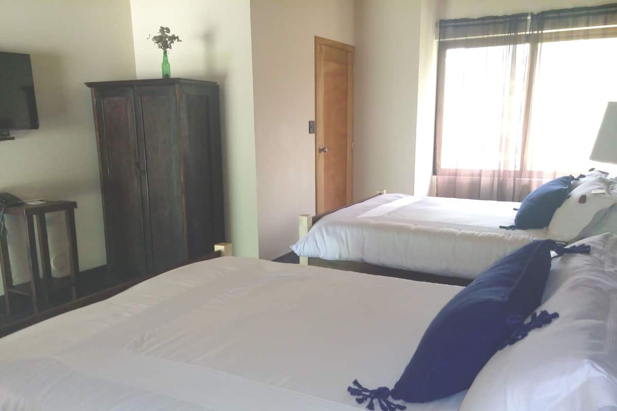 Desk, rollaway beds