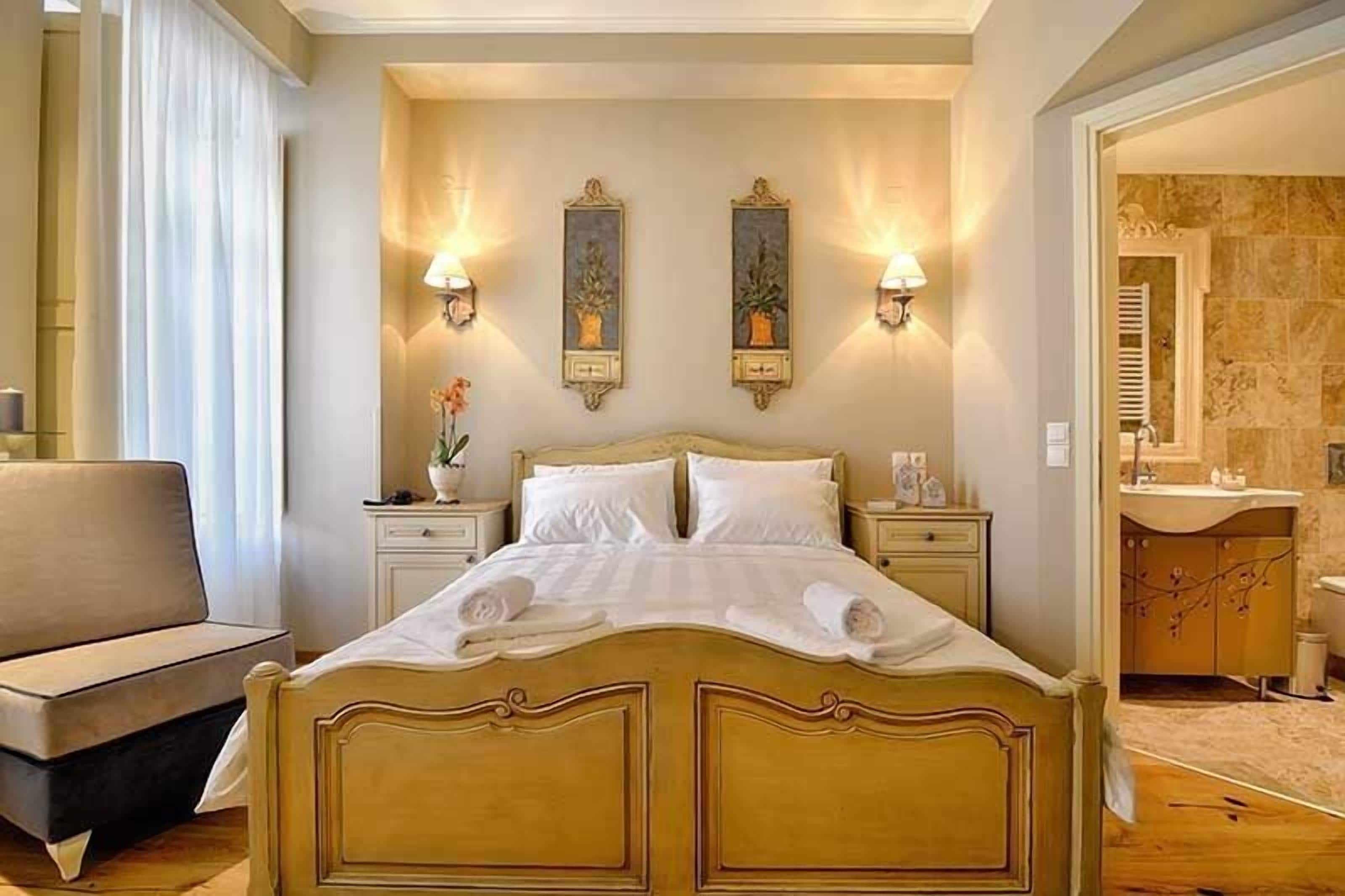 Luxury Double Room | Egyptian cotton sheets, premium bedding, memory-foam beds, in-room safe