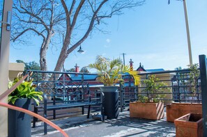 Terrace/patio - Royal Hotel Springwood (Springwood)