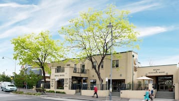 Experience the Royal Hotel's sleek design, featuring a ground floor function room and bistro, and a second floor with a balcony offering easy access.