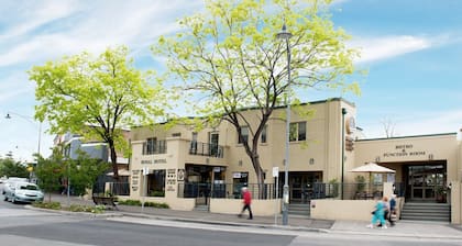 Royal Hotel Springwood
