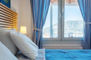 Studio Sea View | Laptop workspace, blackout curtains, soundproofing, iron/ironing board - Thea Home Hotel by Booking Kottas (Skopelos)