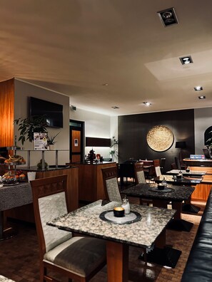 Terrace/patio - Hotel Prinz (Munich)