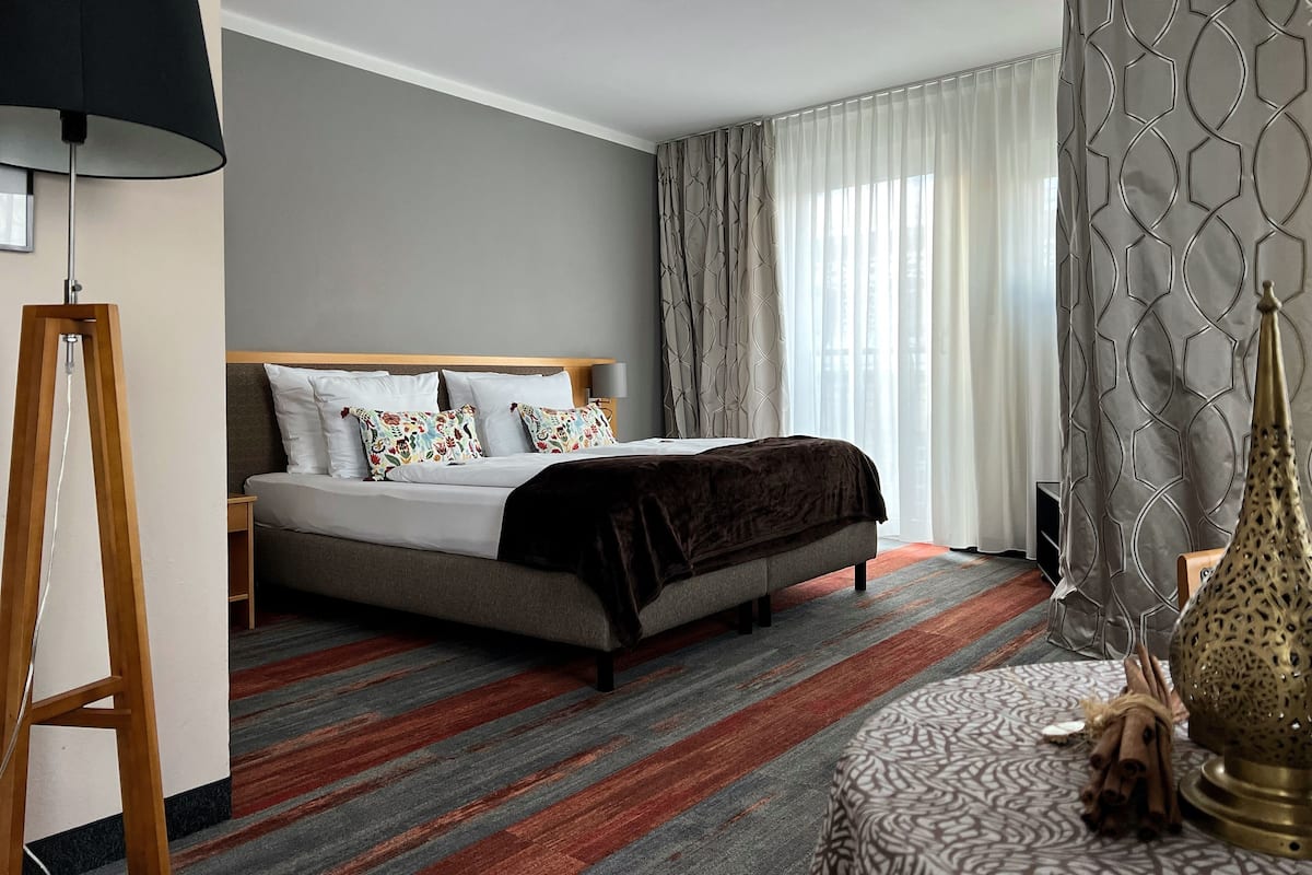 Chambre Double, 1 très grand lit | 2 chambres, literie hypoallergénique, articles gratuits dans le mini-bar