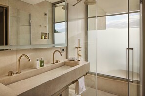 Panoramic Room, 1 King Bed, Balcony (corner, sea view) | Bathroom - Principessa Forte dei Marmi, Autograph Collection (Forte dei Marmi)