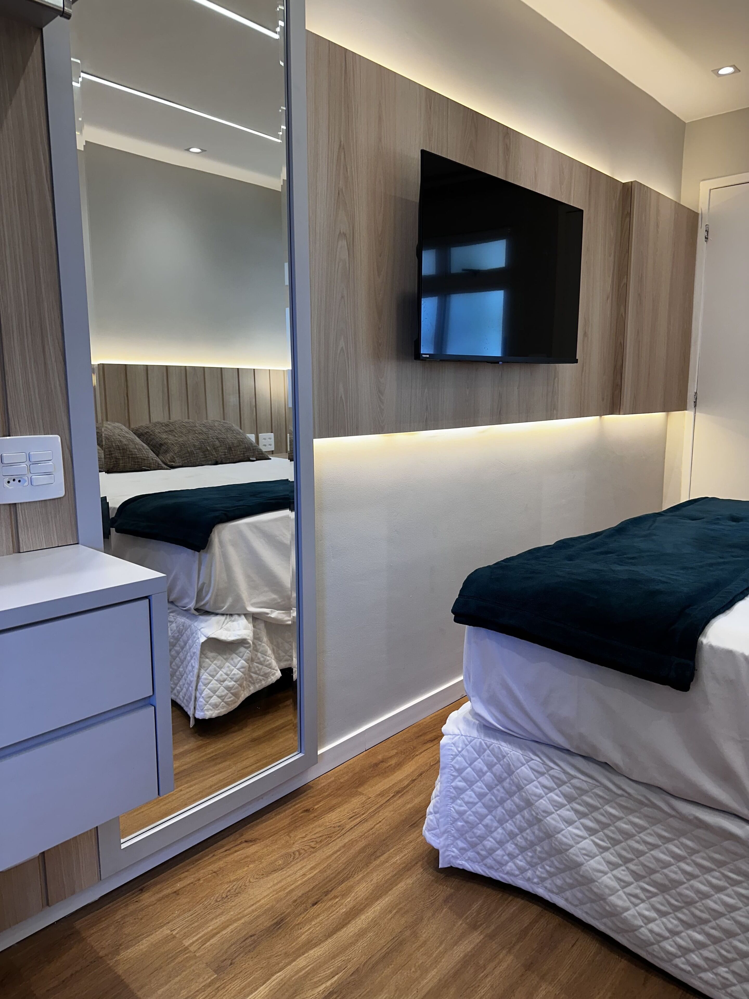 豪華雙人房 | 迷你吧、書桌、遮光布/窗簾、免費無線上網