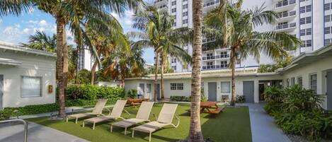 Sun deck