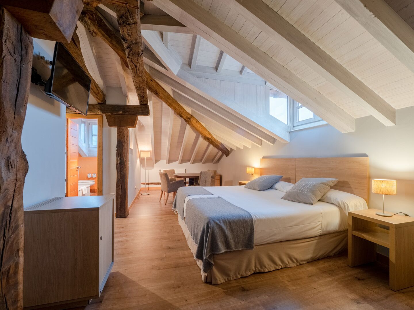 Superior Double Room, Ensuite | Interior