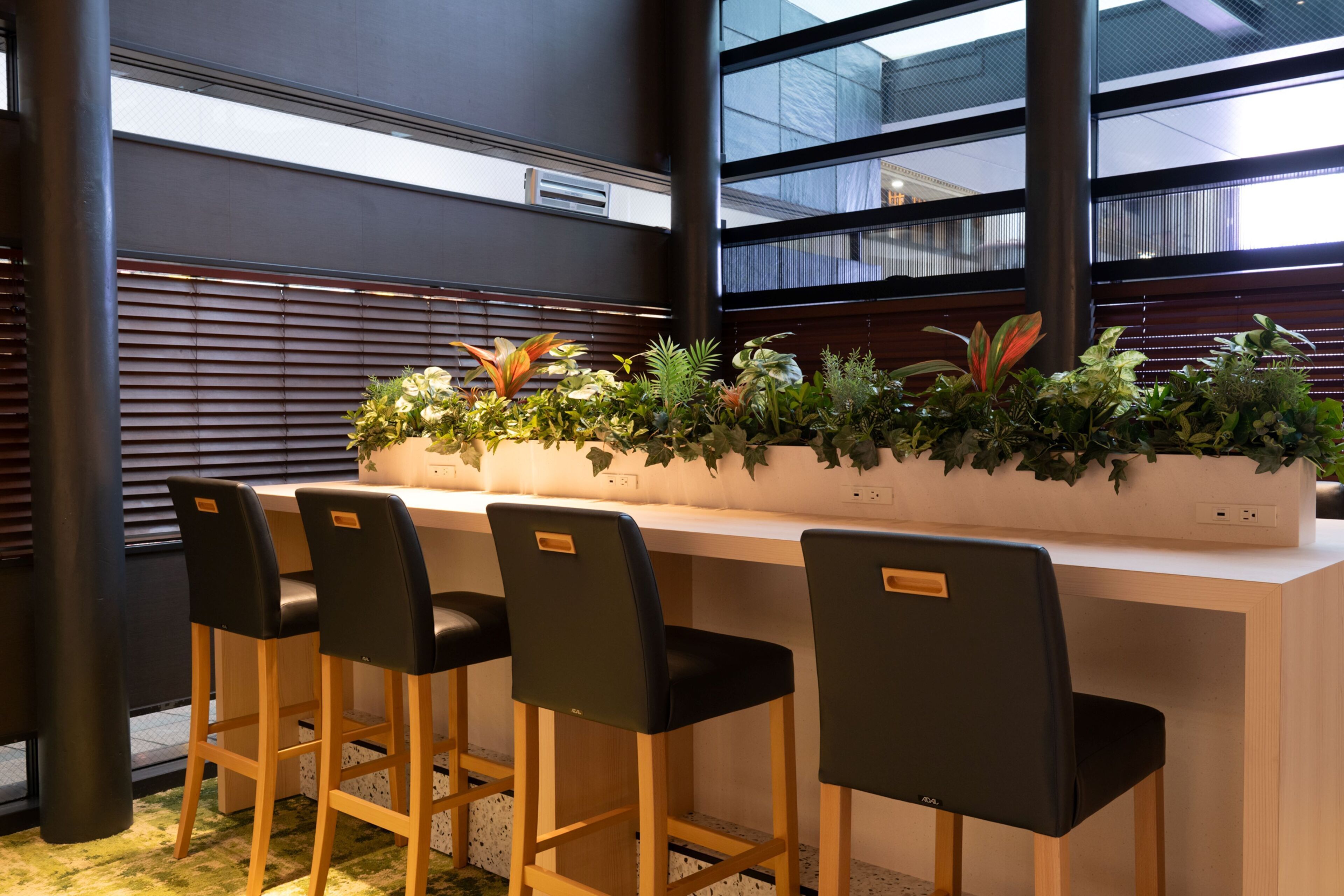 breakfast, lunch and dinner served