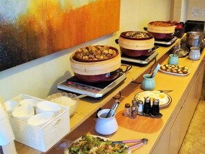 Breakfast area