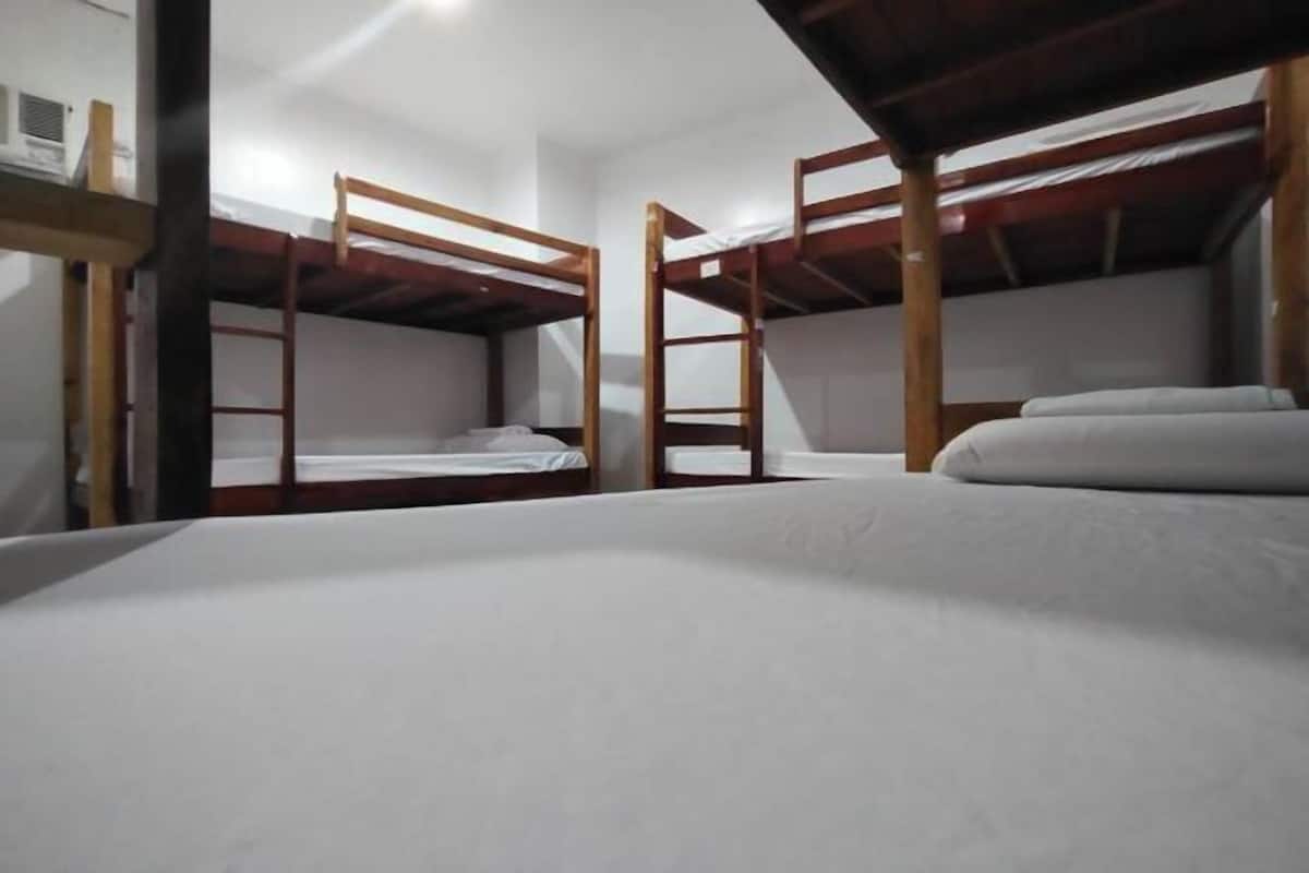 Desk, WiFi (free), bed sheets