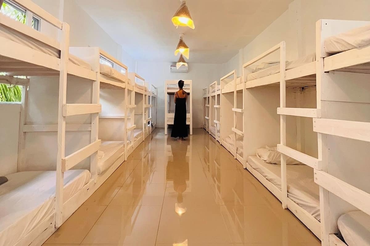 Bed in 26-Bed Mixed Dorm | Desk, WiFi (free), bed sheets