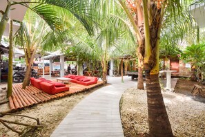 Interior entrance - Boracay Backpackers (Boracay Island)