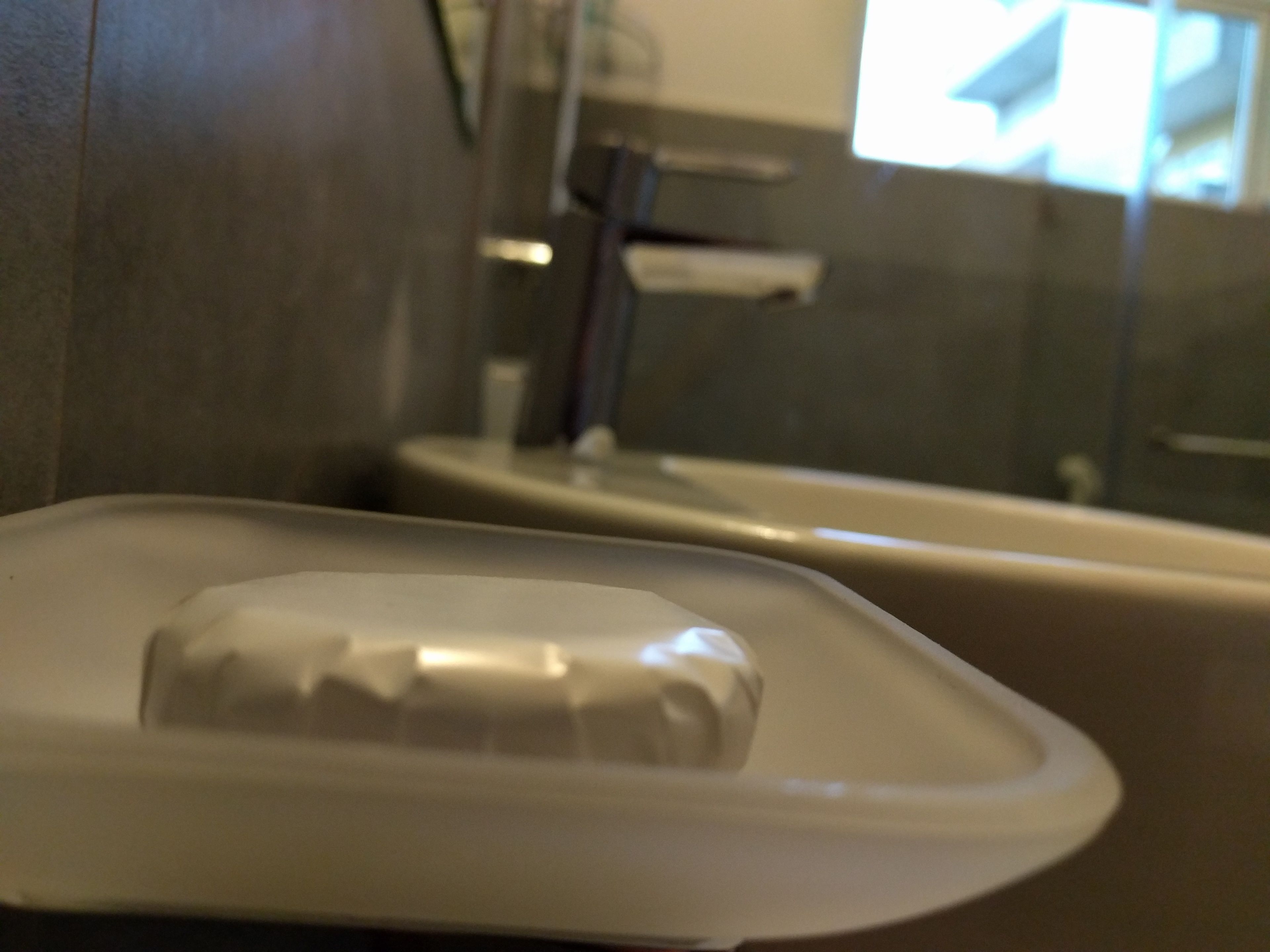 standard room, 1 queen bed | bathroom | shower, free toiletries, hair dryer, towels