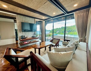 Familjevilla - 3 sovrum - icke-rökare - havsutsikt | Vardagsrum | Platt-tv