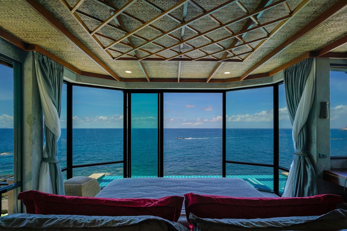 honeymoon villa, 1 king bed, balcony, sea view | minibar, in-room safe, desk, laptop workspace