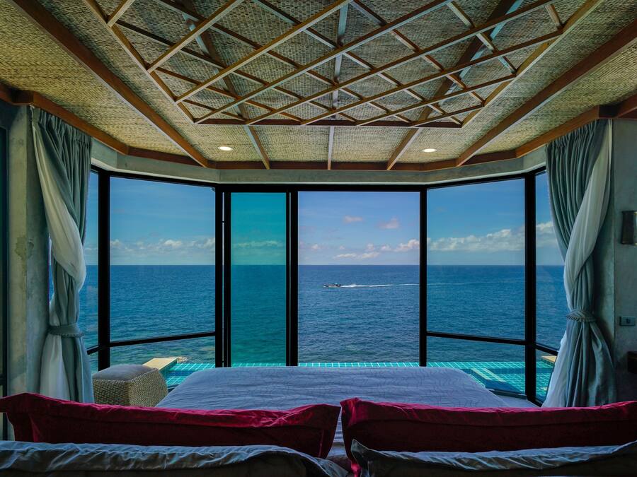 1 bedroom, minibar, in-room safe, individually decorated