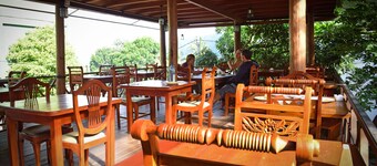Hotel Mango Garden