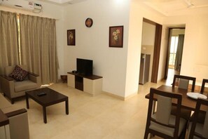 1 bedroom, premium bedding, desk, free WiFi - La Vida Studio Inn Baga - Goa By Lords Hotels & Resorts (Arpora)