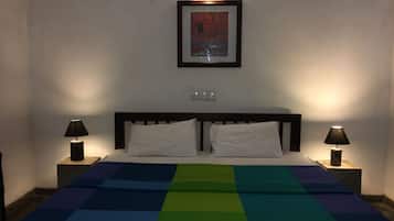 Quarto standard | Camas extras/dobráveis (sobretaxa), Wi-Fi, roupa de cama