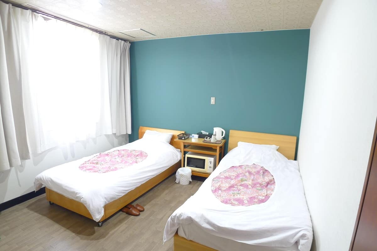 Twin Room, Non Smoking