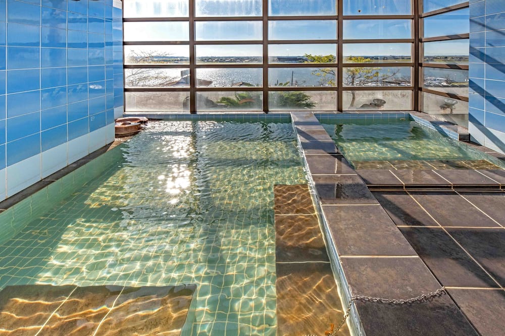 New Makomo Hotel