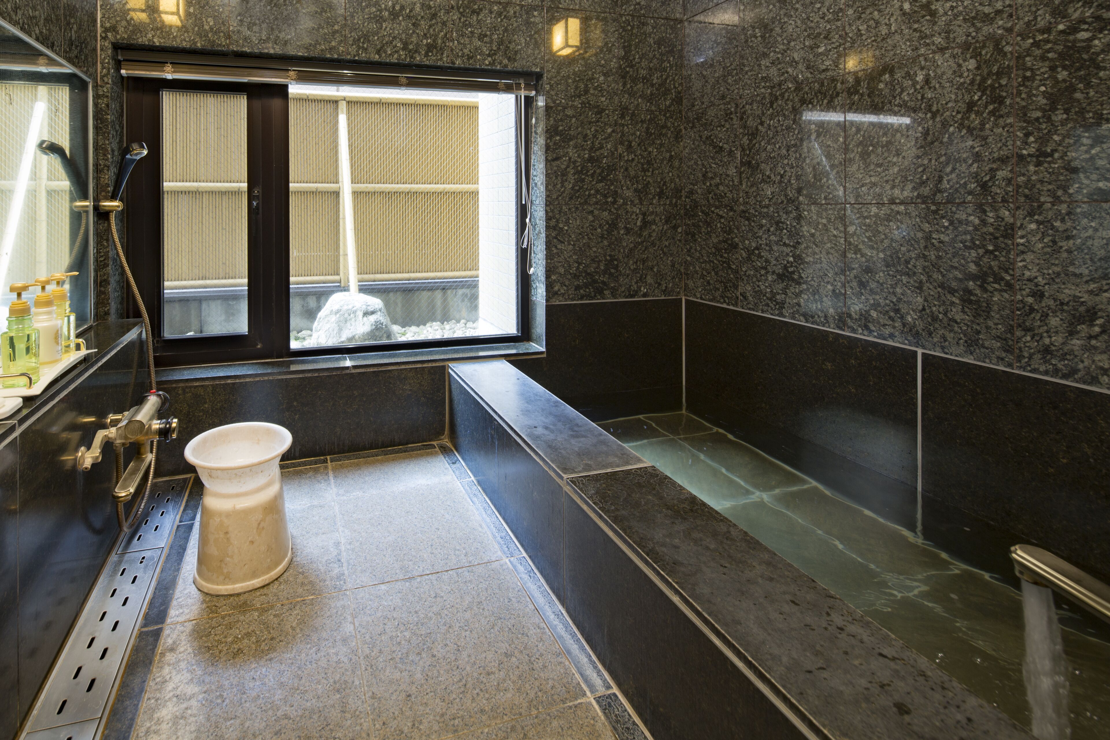 1 bedroom, down duvets, in-room safe, desk