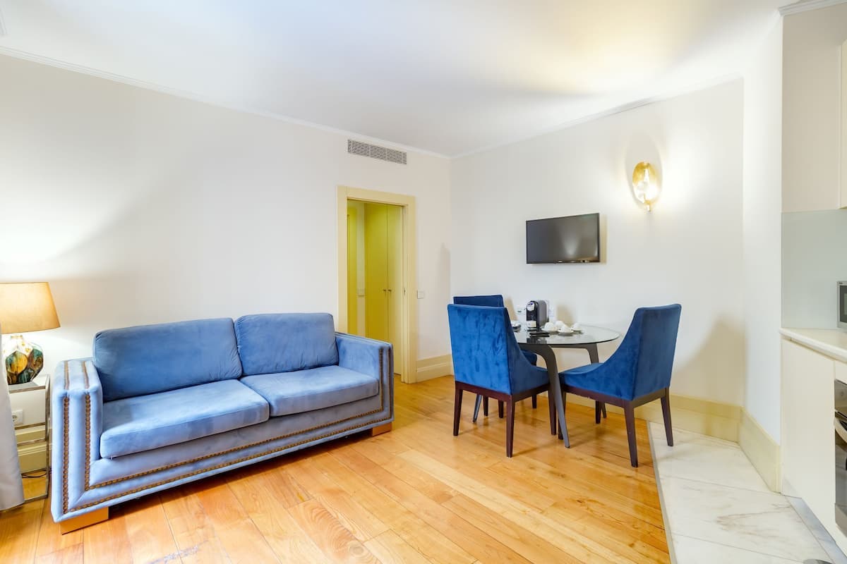 Standard Apartment | Living area