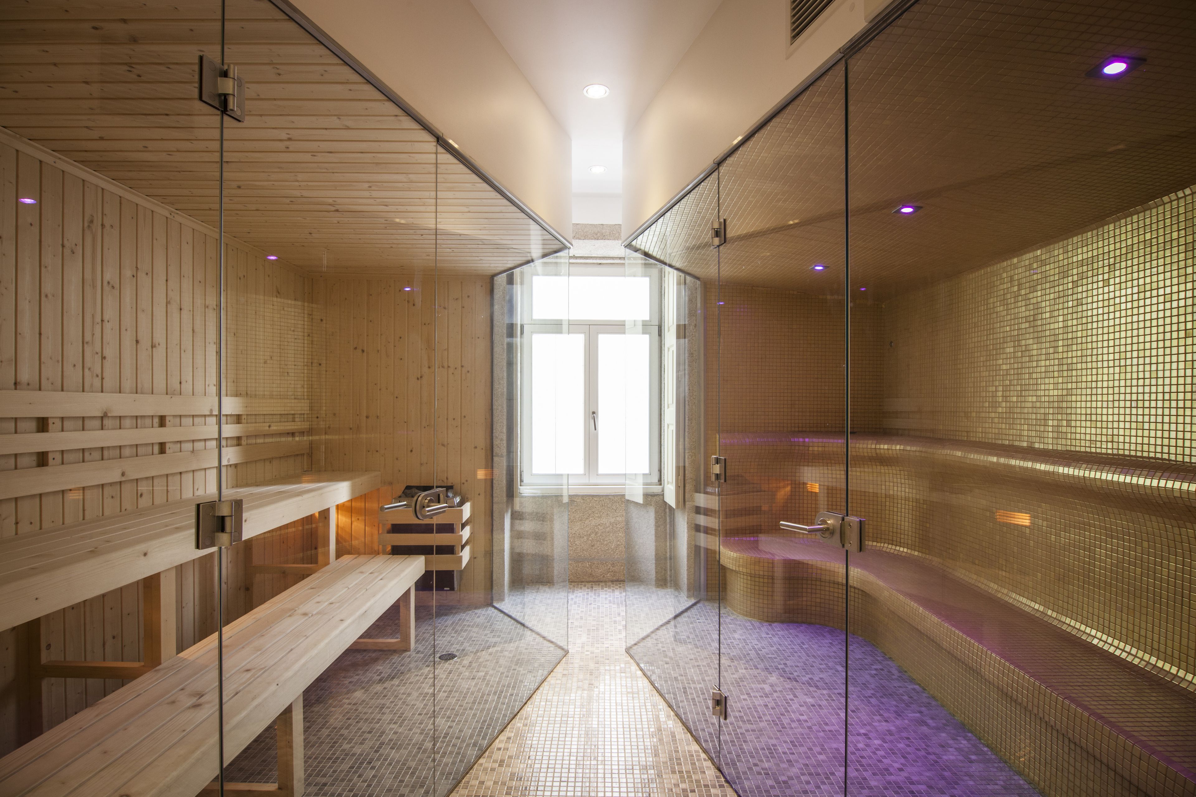 Couples treatment room(s), body treatments, hot stone massages