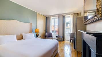 Deluxe Double Room | 1 bedroom, premium bedding, in-room safe, desk