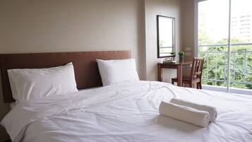 Standard Double Room | Desk, rollaway beds, free WiFi