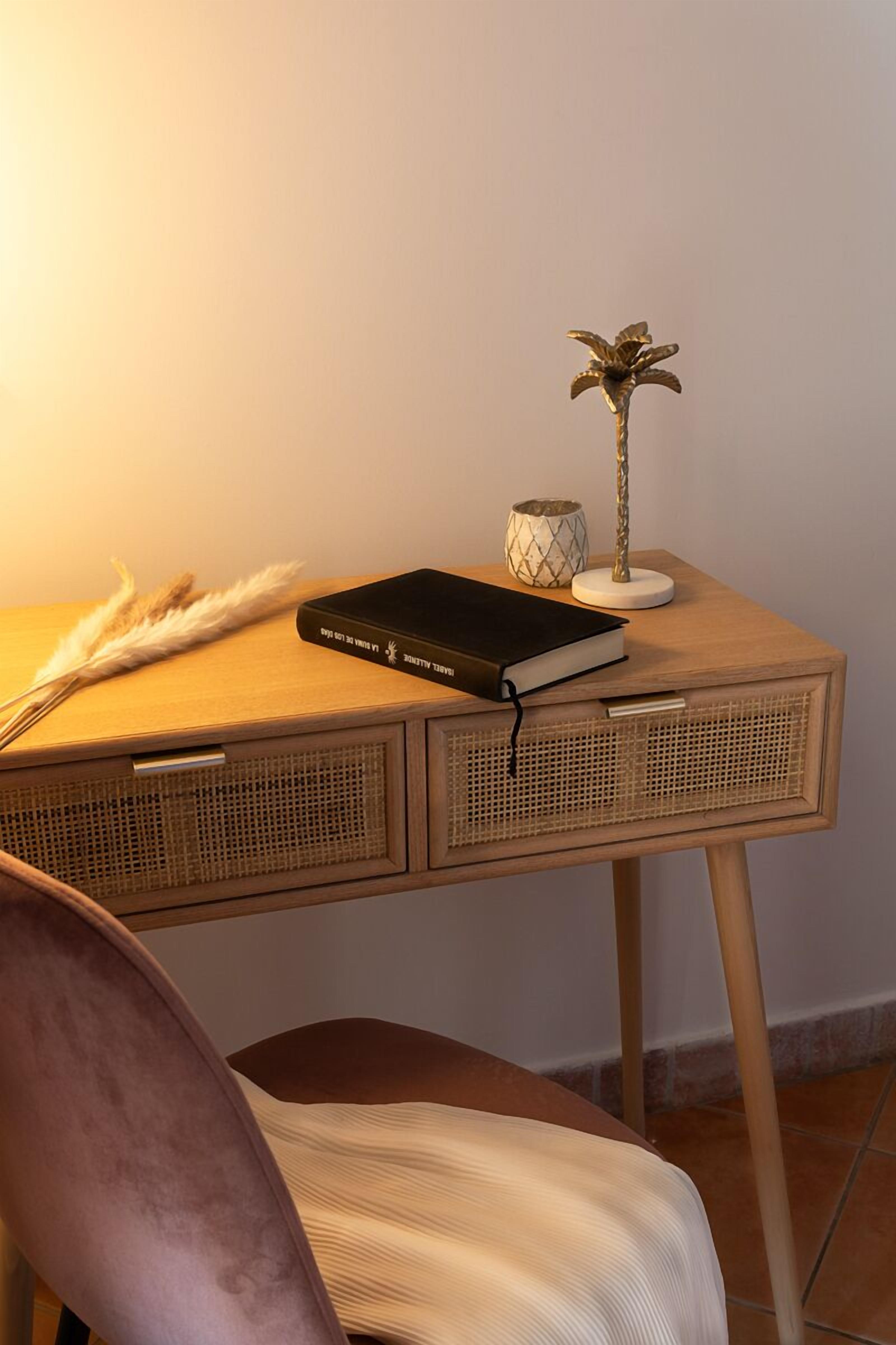 superior room | desk, iron/ironing board, travel cot, free wifi