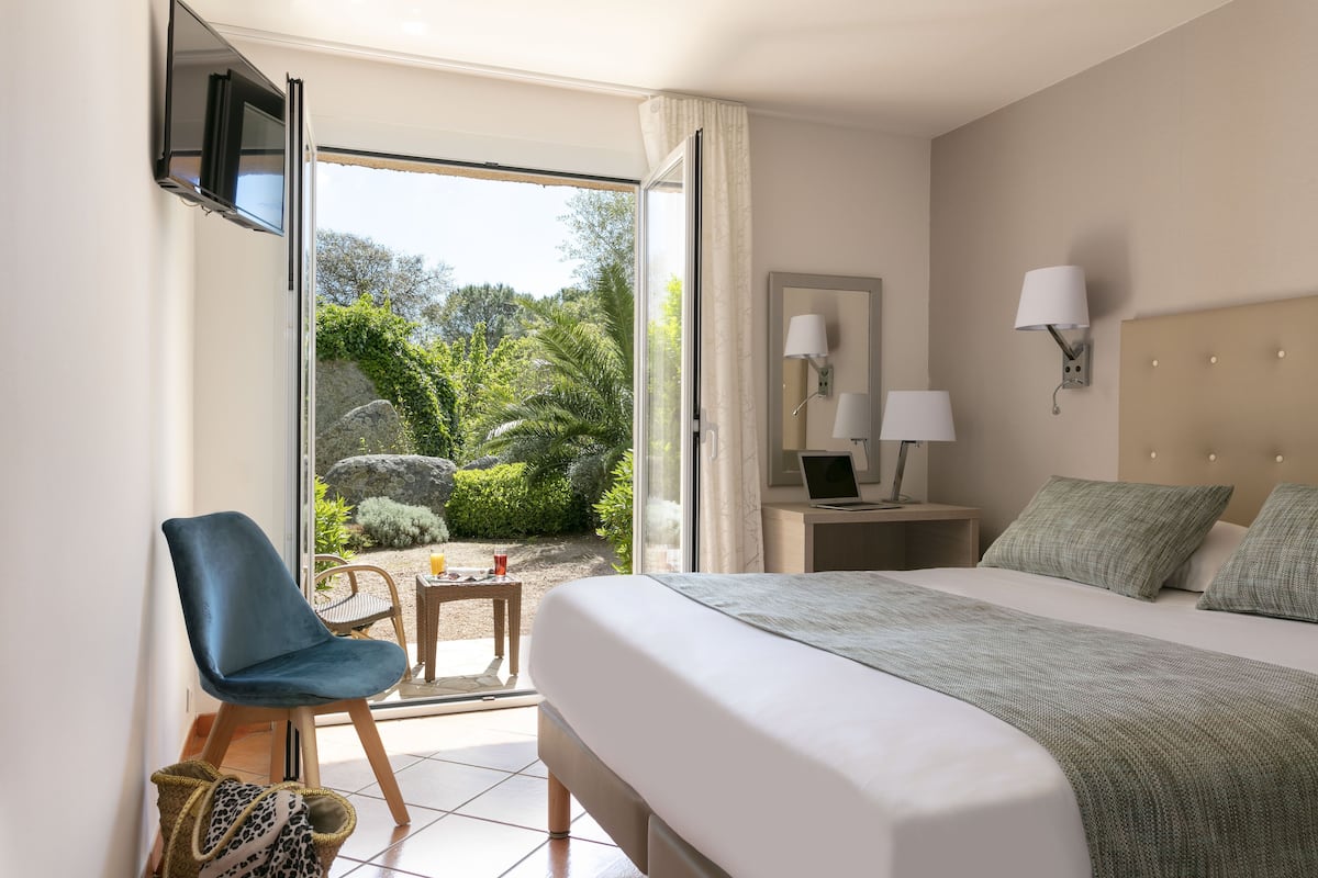 Standard Room | Desk, iron/ironing board, travel cot, free WiFi