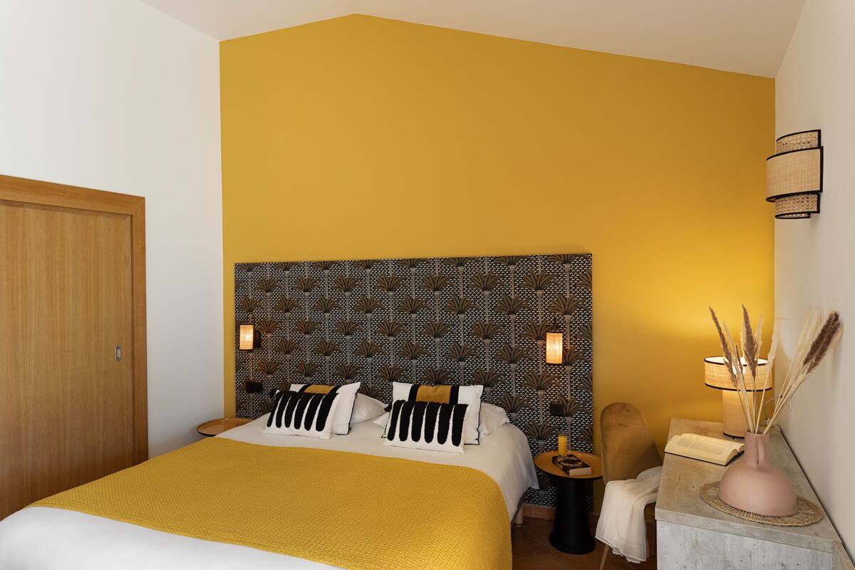 superior room | desk, iron/ironing board, travel cot, free wifi