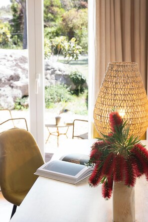 Superior Room | Desk, iron/ironing board, travel crib, free WiFi - San Giovanni (Porto-Vecchio)