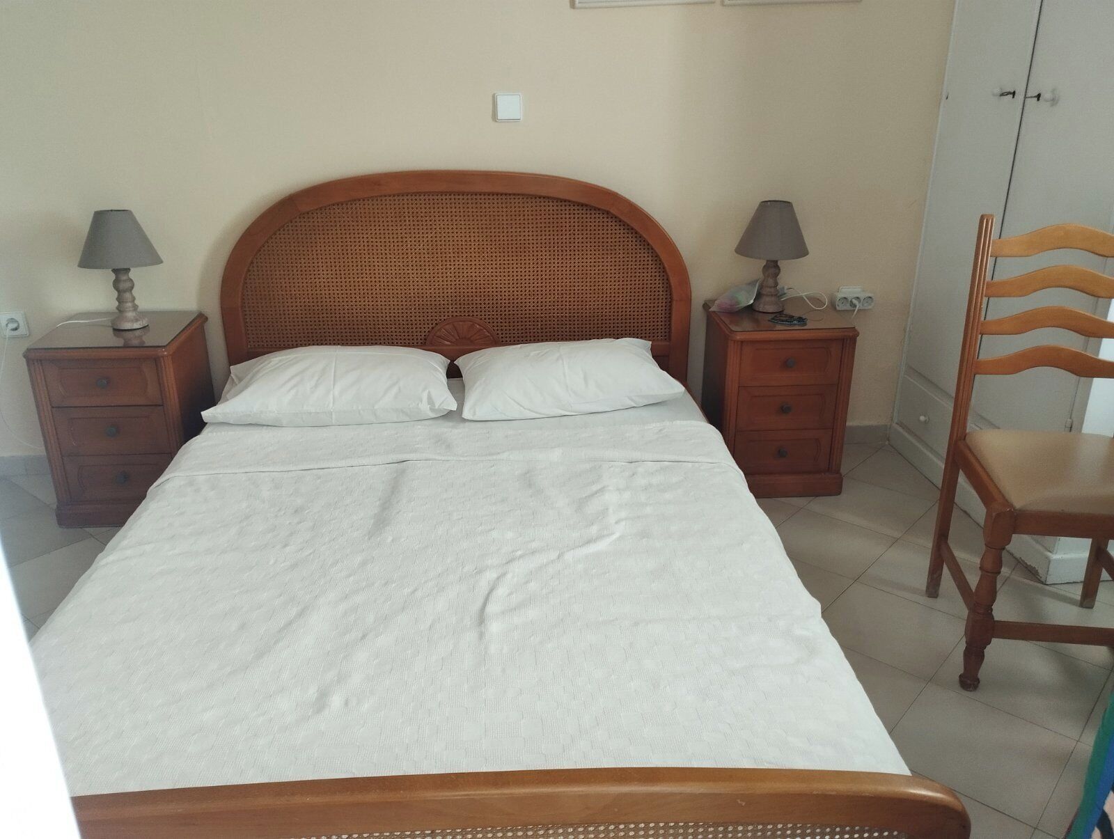 Iron/ironing board (on request), WiFi (free), bed sheets