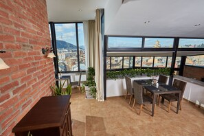 In-room dining - Laerton Hotel Tbilisi (Tbilisi)